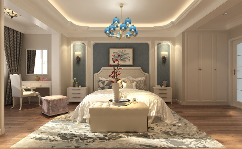 臥室以乳白色漆粉刷墻面，與石膏吊頂的花式設計構成色調上的同一，純凈而得體；灰藍色壁紙填補背景墻的幾何造型，與藍色水晶燈讓整個空間多了優雅和靈動，同時與簡歐造型的家具構成復古之韻；新古典床尾凳、紫色鉚釘坐墩因為灰藍色繪畫地毯顯得清潤，更富溫馨感。