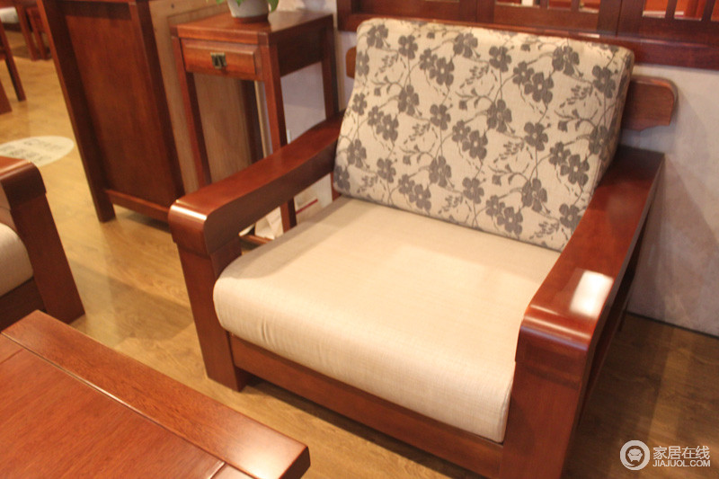 欧嘉璐尼 实木系列 LM-S506单人沙发图片