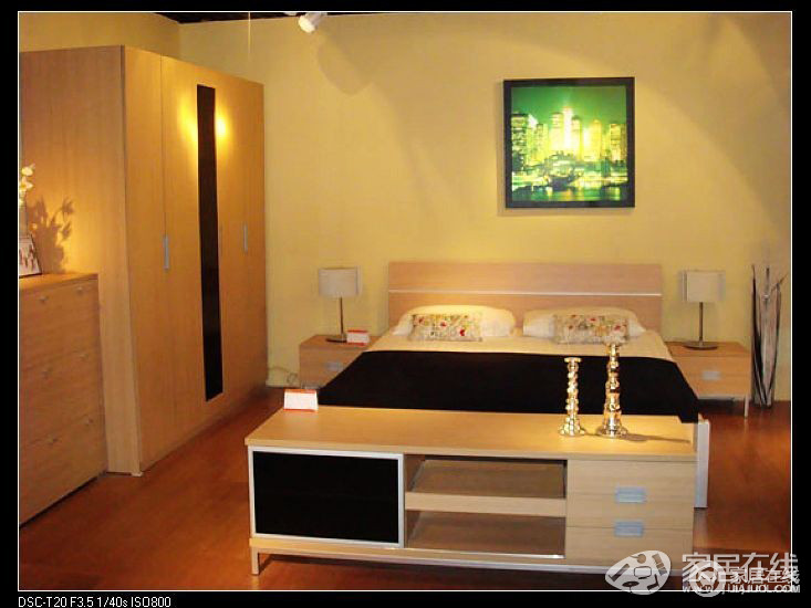 永裕轩 YYX-3整体家具（双人床 衣柜 床头柜 茶几）图片