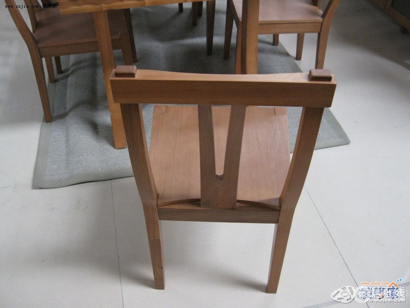 天一 JTE-8S52C餐椅
