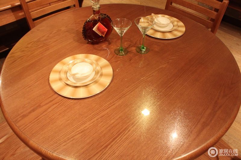 晓月 圆边餐桌图片