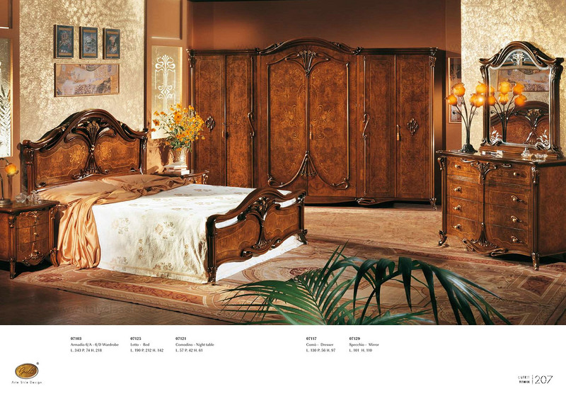 Grilli 实木金线装饰床图片