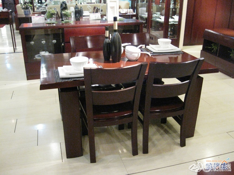 华日 H1821餐桌